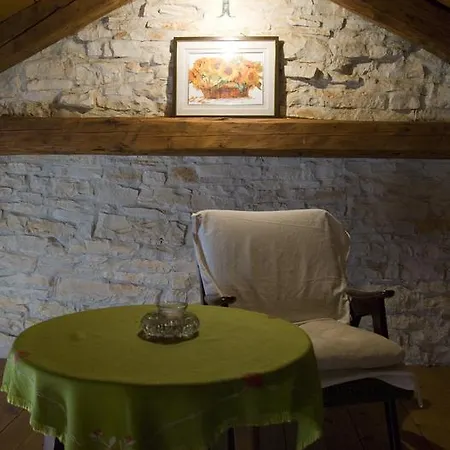 Tatil Evi Stancija Mihetini *