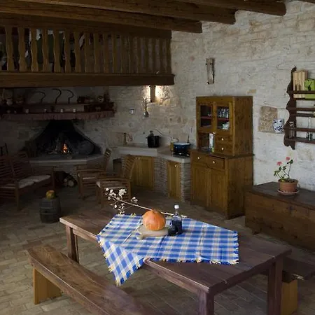 Tatil Evi Stancija Mihetini *